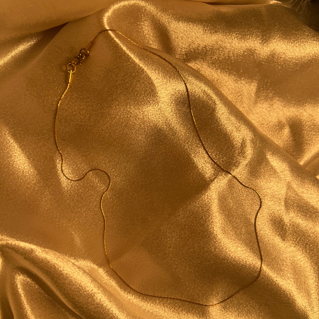 Oro Necklace