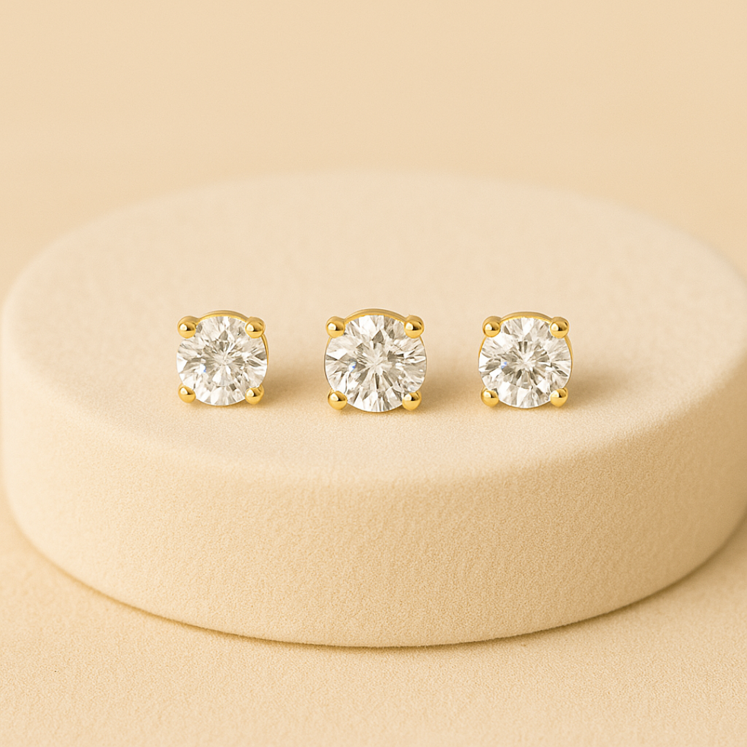 Oro Diamond Studs